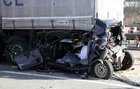 Car - Truck accident Lawyers